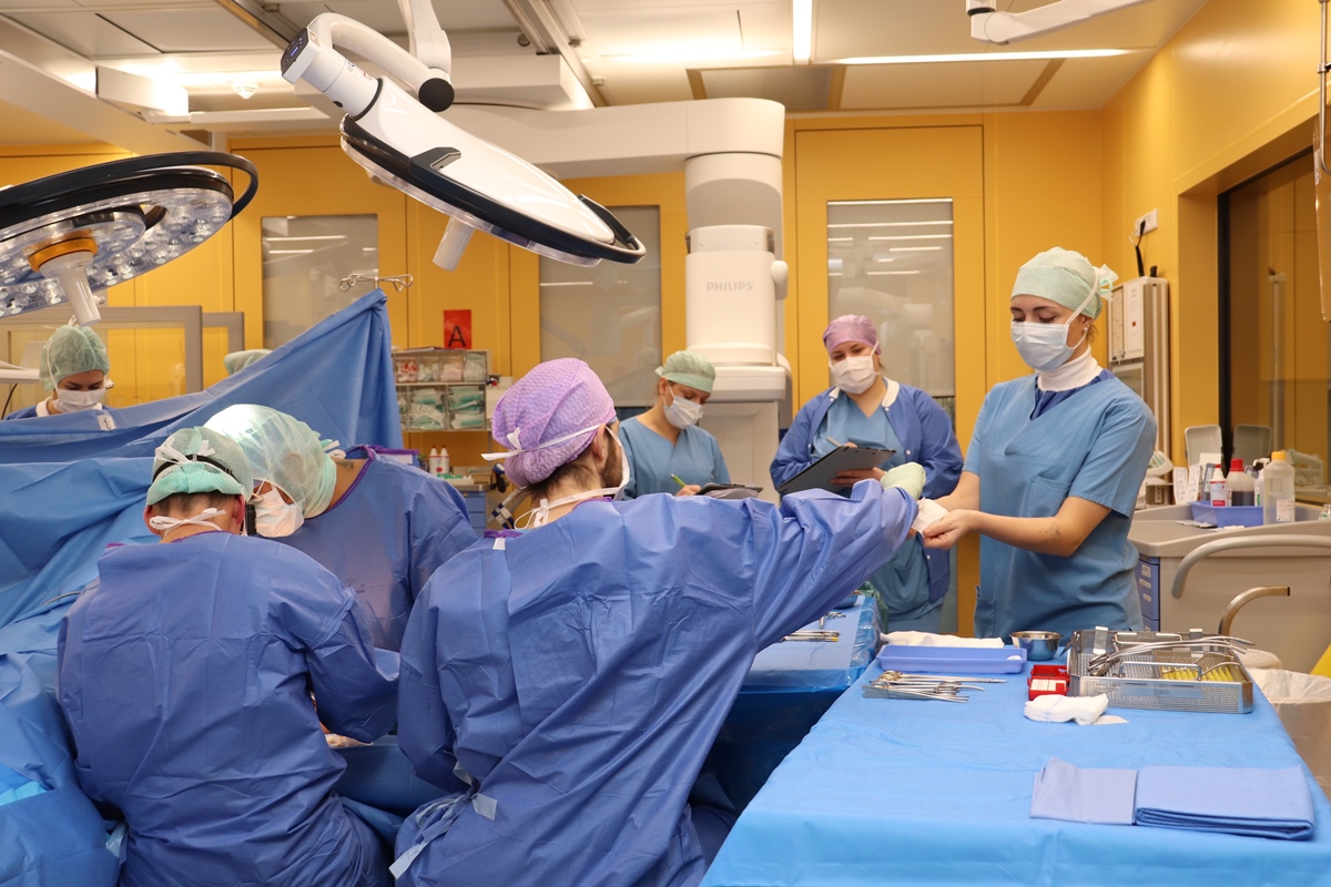 Blick in den OP-Saal