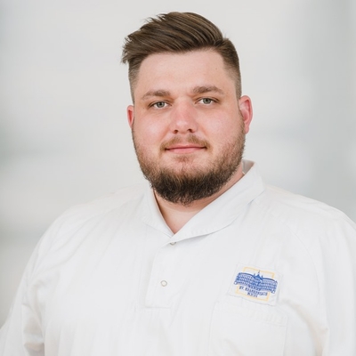 Philipp Gaude, Altenpflegefachkraft